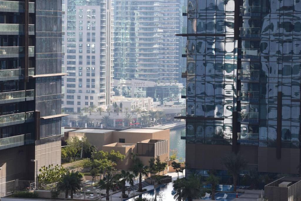 High Floor With City Skyline & Burj Khalifa View 3 Bedroom Unit Marina Дубай Экстерьер фото