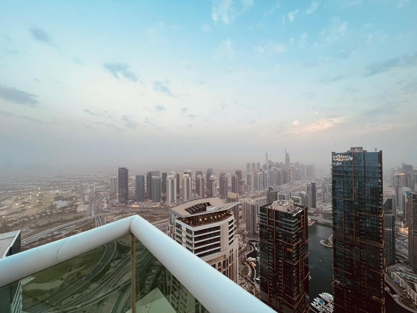 High Floor With City Skyline & Burj Khalifa View 3 Bedroom Unit Marina Дубай Экстерьер фото